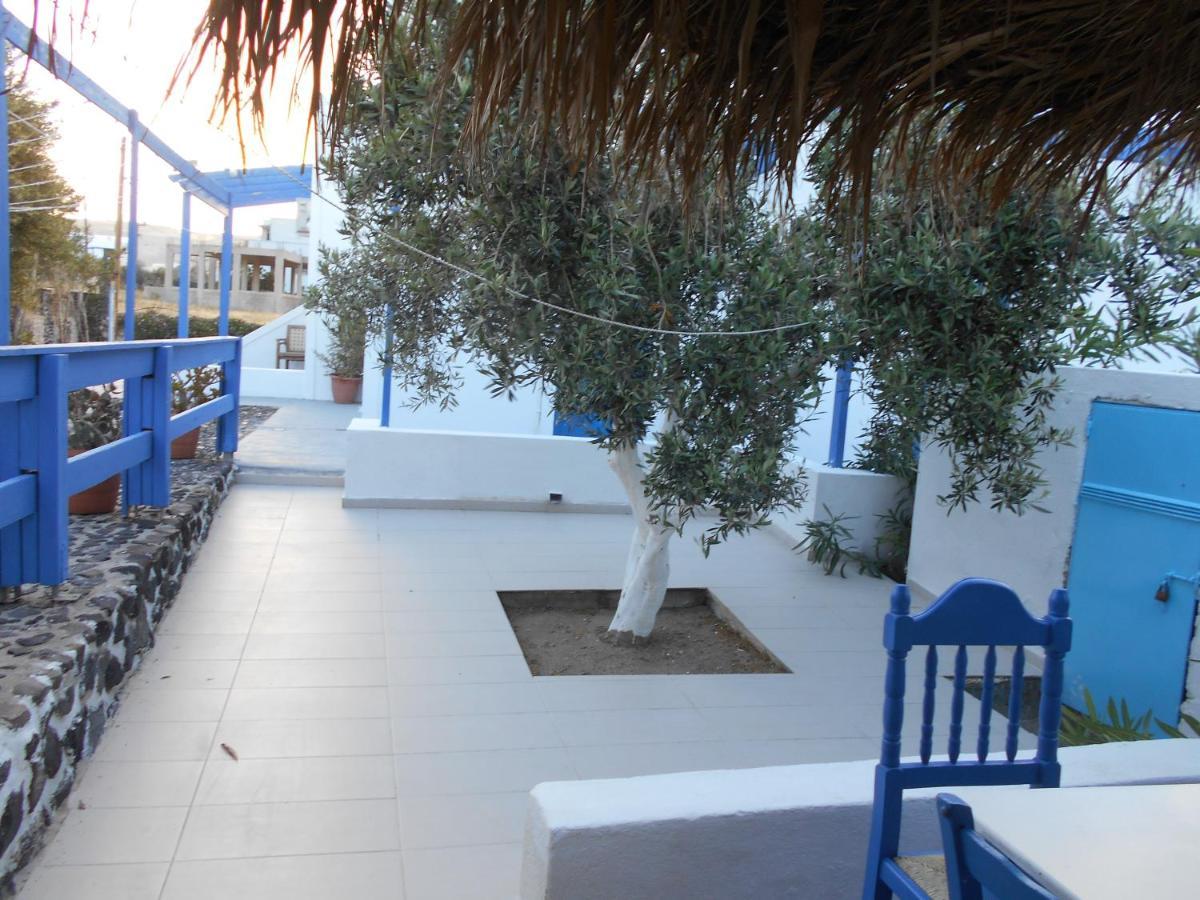 Studios Apartments Kapetanios Perissa  Exterior foto